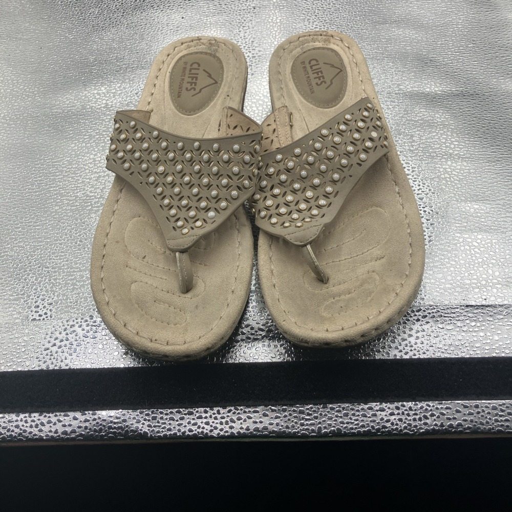 Cliffs by White Mountain Womens PEARL Wedge Thong Sandals Size 10 M